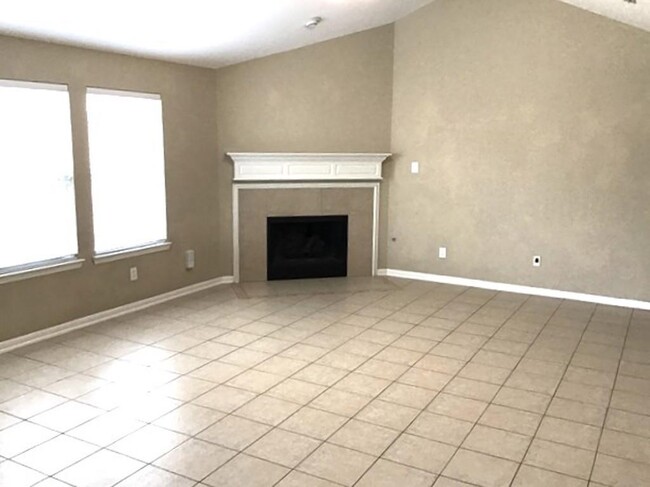 Building Photo - 7042 Crockett Ridge Dr