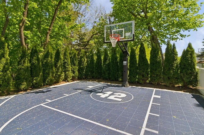 Building Photo - 1 Stonewall Ln