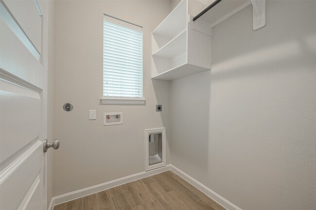 Building Photo - 4243 Colony Ln