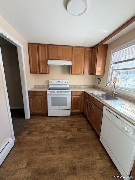 Building Photo - 7 Grandview Dr