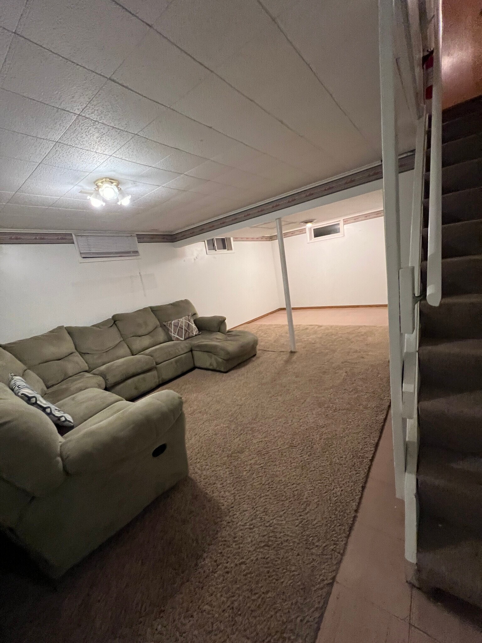 Building Photo - 31 Perimeter Rd