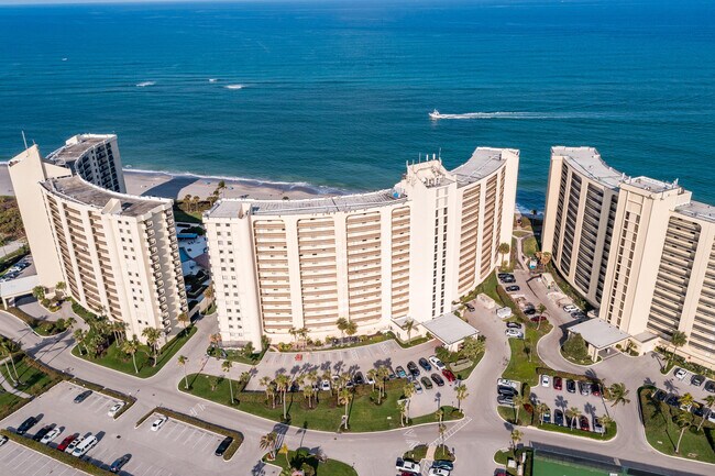 Building Photo - 200 Ocean Trail Way