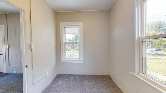 Building Photo - Cudell neighborhood. - 2 bedroom/1 bathroo...