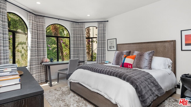 Building Photo - 28820 Grayfox St