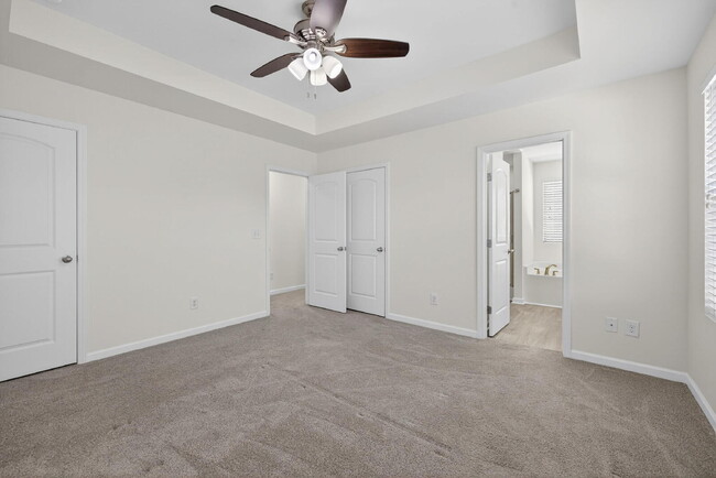 Building Photo - 3625 Tule Spring St