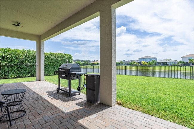 Building Photo - 5850 Whippoorwill Cir