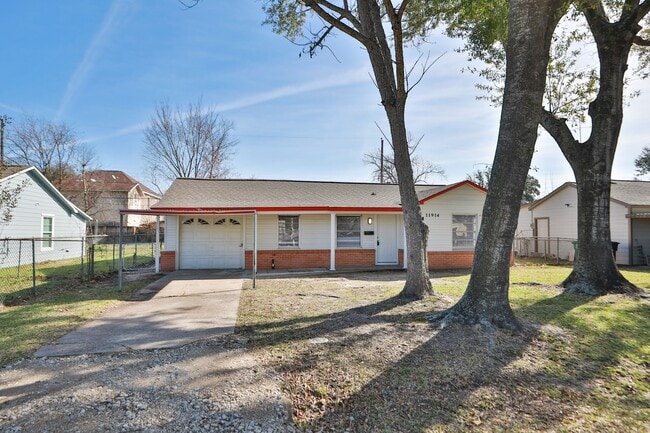 Building Photo - 11914 Meadowpass St