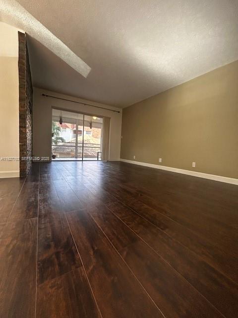 Building Photo - 8002 Lagos De Campo Blvd