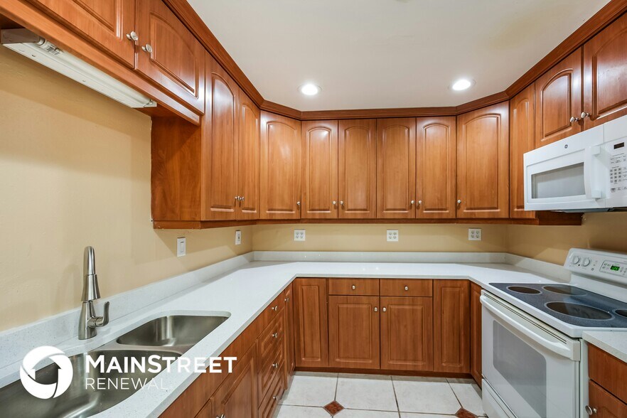Building Photo - 16295 Mintra Ct
