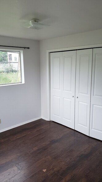 Bedroom 1 - 520 South 100 West