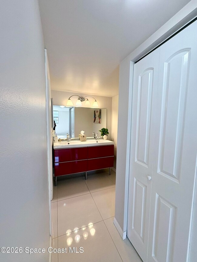 Building Photo - 2700 N Hwy A1A