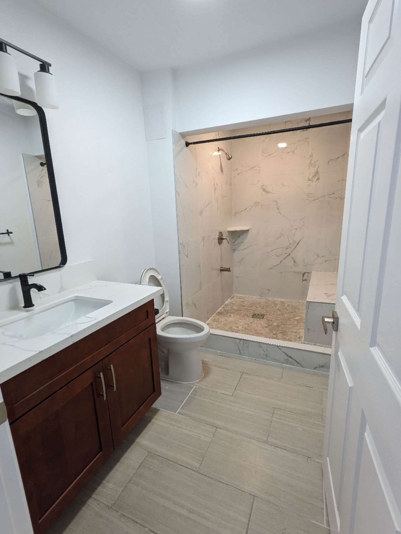 Bathroom - 99-741 Hulumanu St