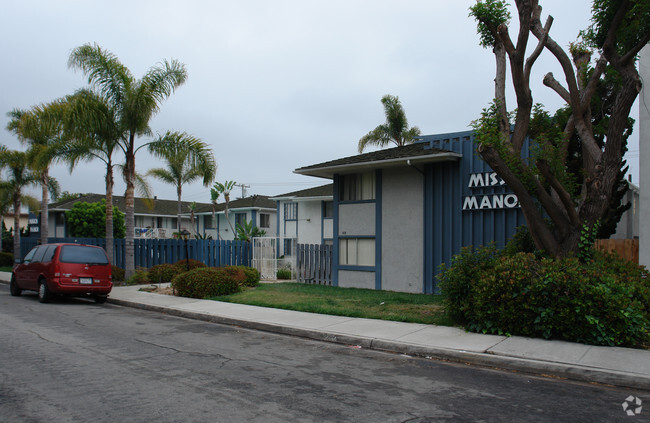 Primary Photo - Mission Manor