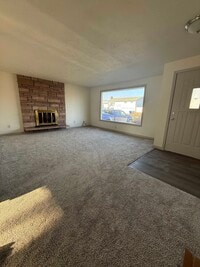 Building Photo - 14626 E 5th Ave