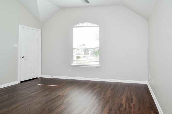 Building Photo - 2513 Appaloosa Ln