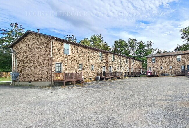 Building Photo - 3418 Clingstone Way