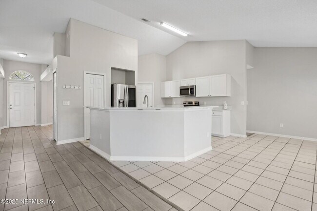 Building Photo - 3446 Bristol Bridge Rd