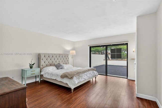 Building Photo - 8896 SW 62nd Terrace