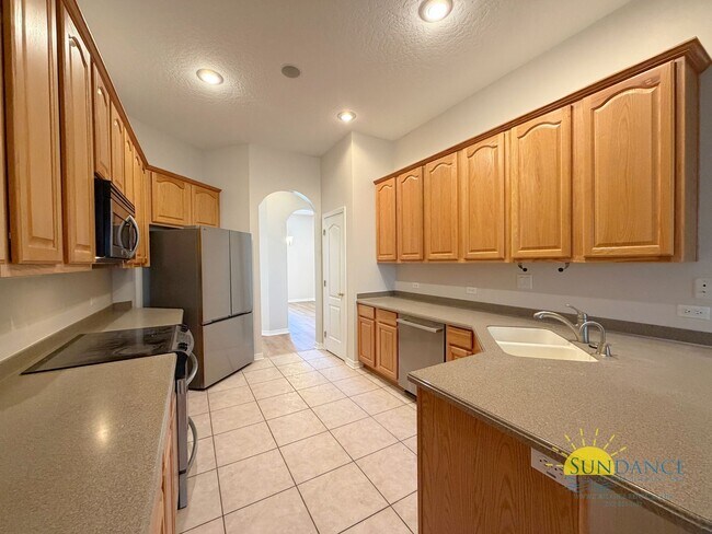 Building Photo - Updated 3BR Home in Gated Bridgeport Colony Near Hurlburt & Eglin AFB!