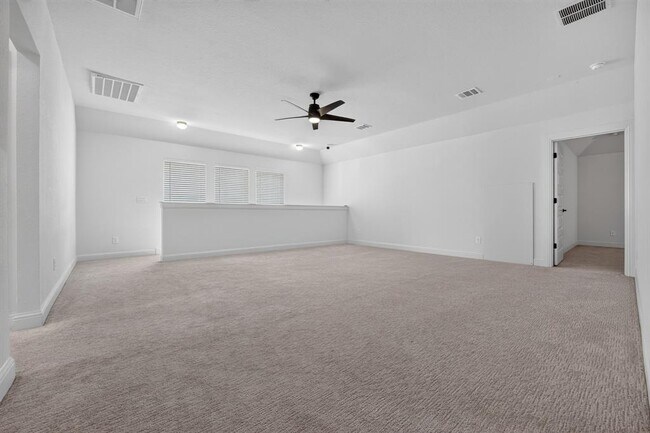 Building Photo - 508 Pinnacle View Dr