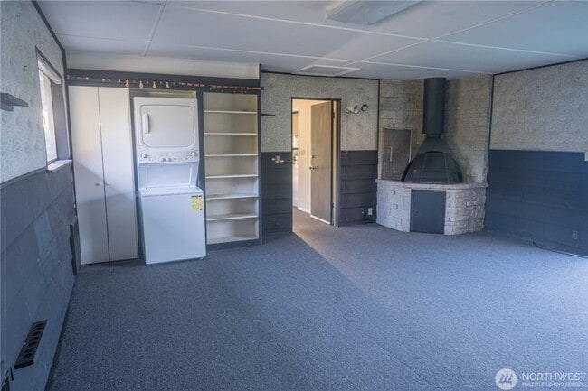 Building Photo - 3bd/1.75ba Bellevue Home