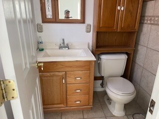 Building Photo - 1505 Lyndale Dr