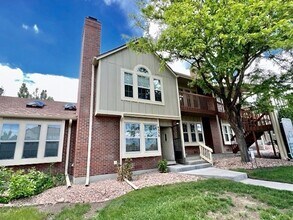 Building Photo - FURNISHED Two Bedroom Two Bath Condo on the North-West Side