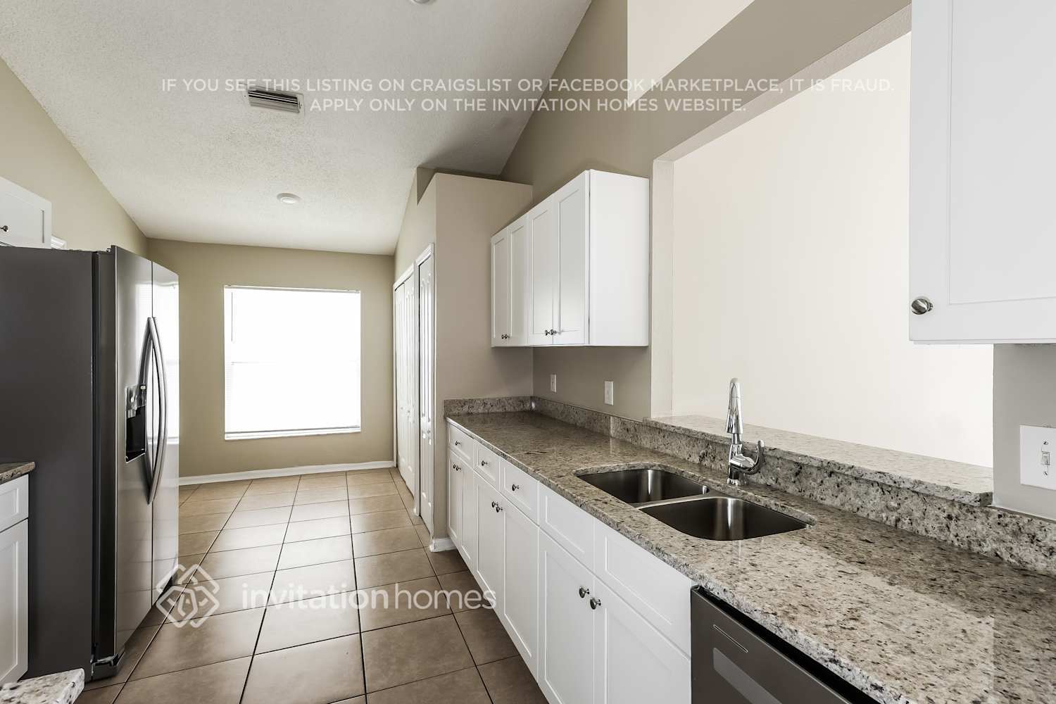 Building Photo - 12215 Dawn Vista Dr