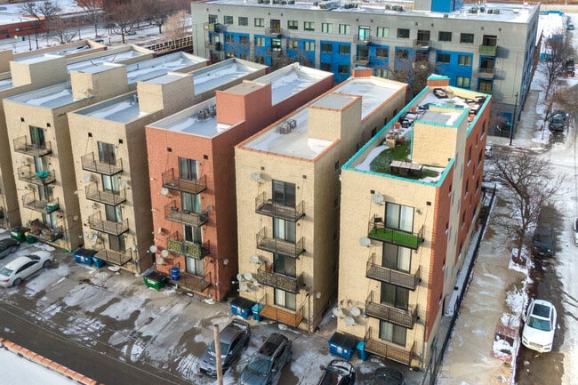 Building Photo - 31 E 26th St