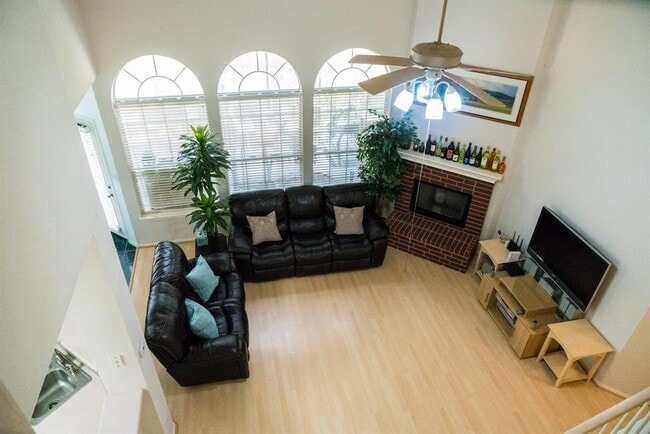 Building Photo - 4916 Tiger Lily Way