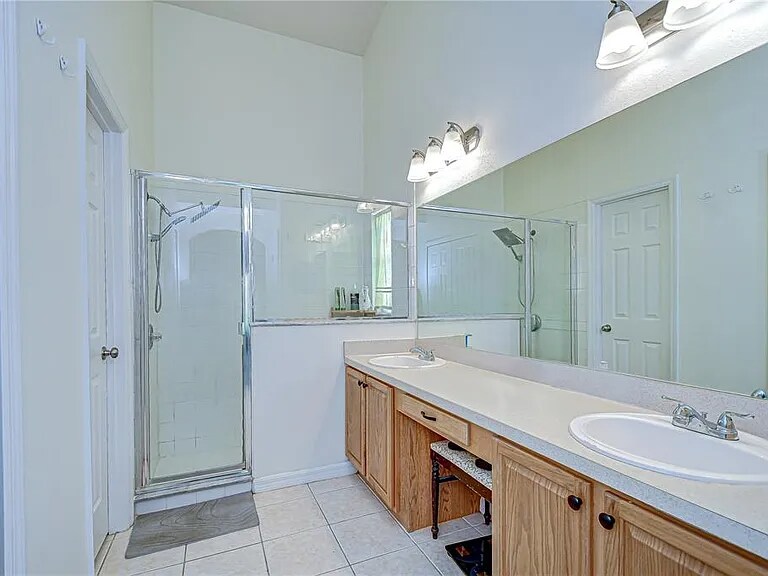Building Photo - 7107 Colonial Lake Dr