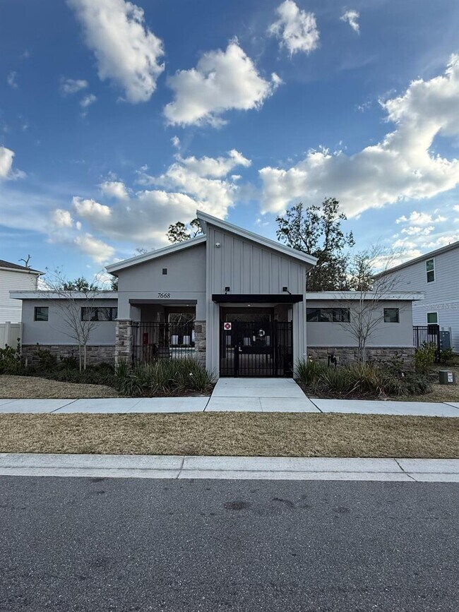 Building Photo - 7705 Stone Crk Trl