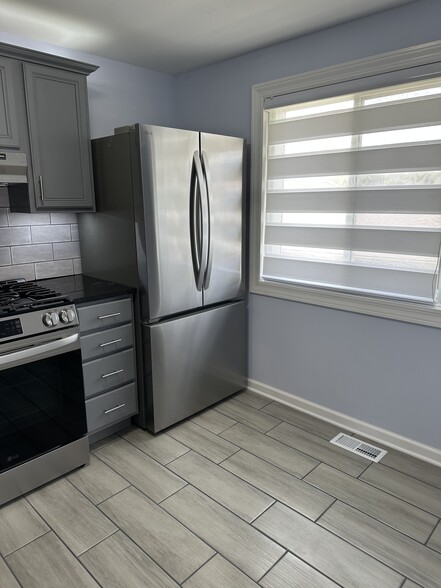 Building Photo - 134 Barcliffe Ln