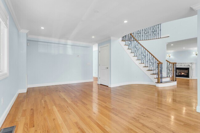 Building Photo - 245-72 63rd Ave