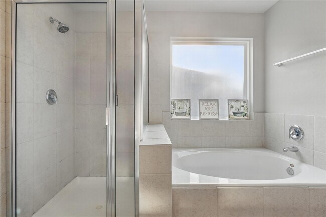 Building Photo - 12911 Italian Cypress Trail