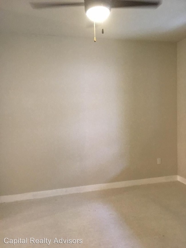 Building Photo - 1769 E Walnut St