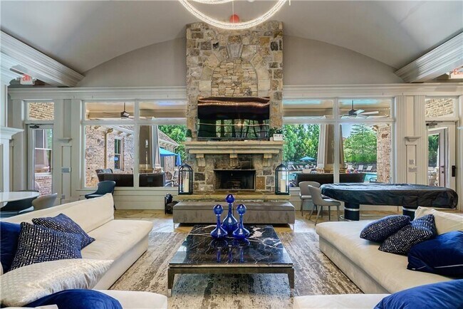 Building Photo - 708 Stickley Oak Way