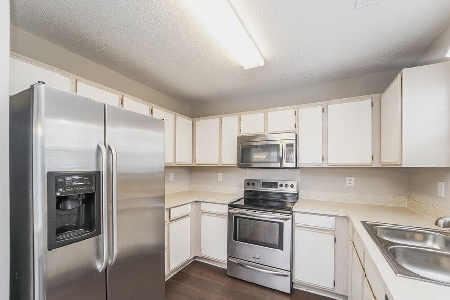 Building Photo - 10342 Battle Ct