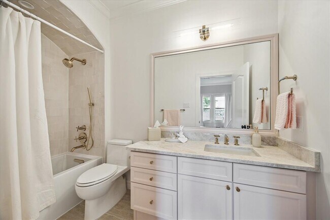Building Photo - 6206 Piping Rock Ln
