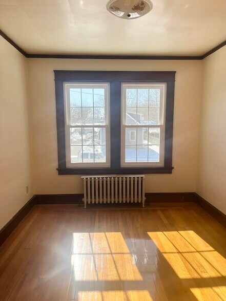 Dining room - so much sunlight! - 52 Old Fort Rd