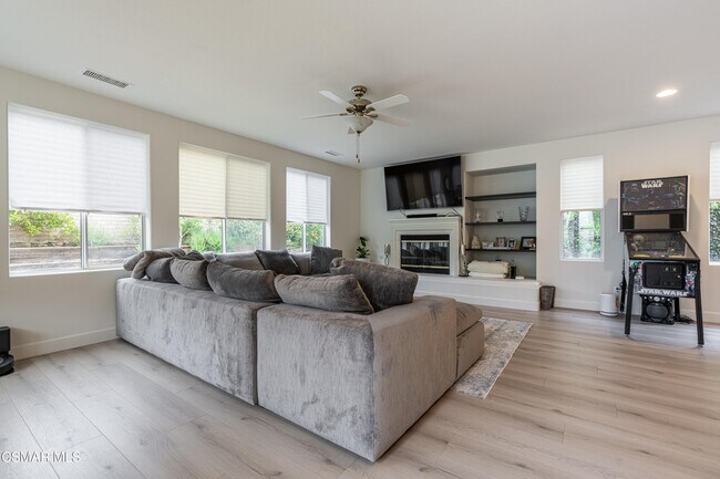 Building Photo - 5314 Via Dolores