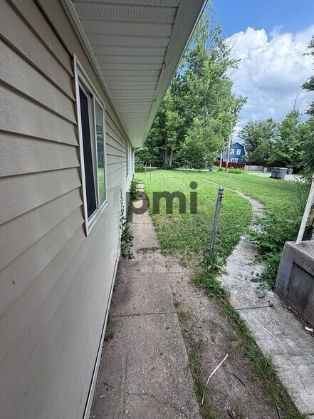 Building Photo - 3241 Guilford Ave