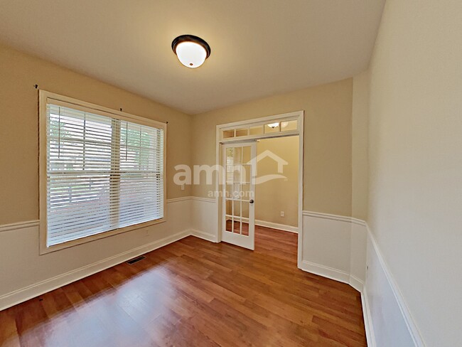 Building Photo - 252 Ascott Lane