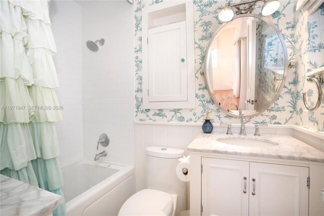 Building Photo - 8300 SW 61st Ave