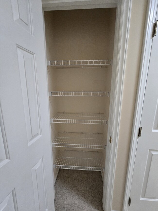 Building Photo - 1500 Oakland Hills Way