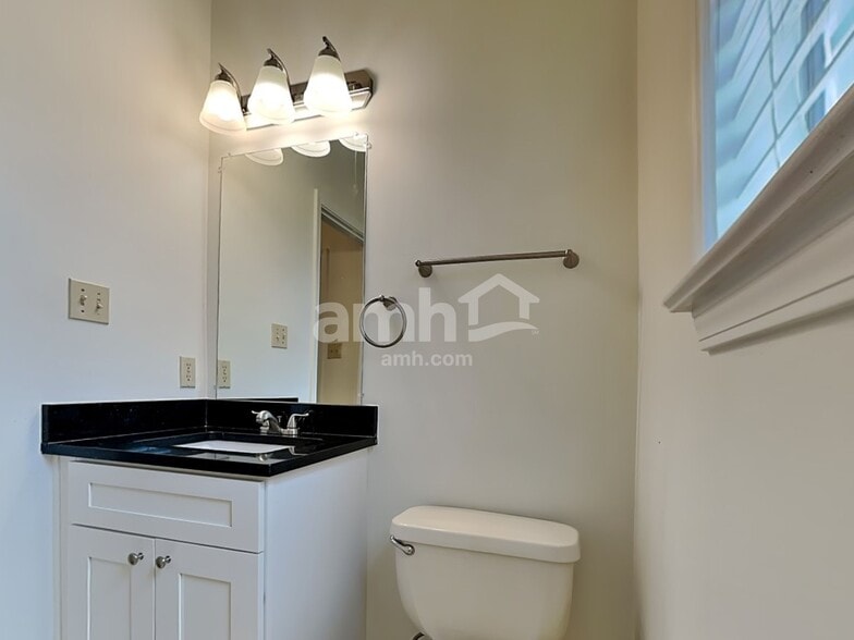 Building Photo - 821 Rain Dance Way