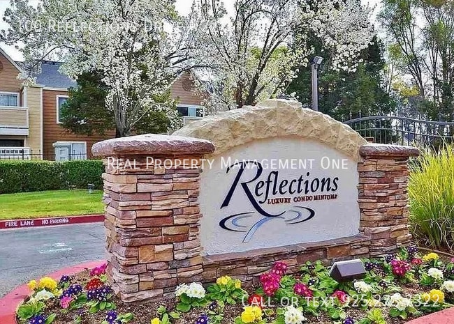 Building Photo - 100 Reflections Dr