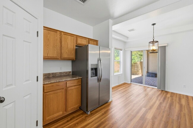 Building Photo - 12683 E Viento St