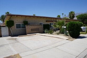 Building Photo - 3913 E Calle De Ricardo