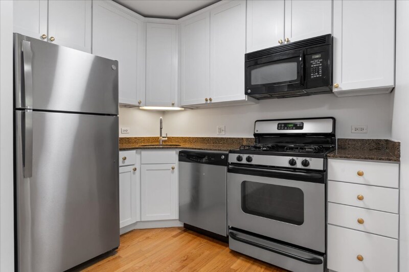 Building Photo - 1347 W Eddy St